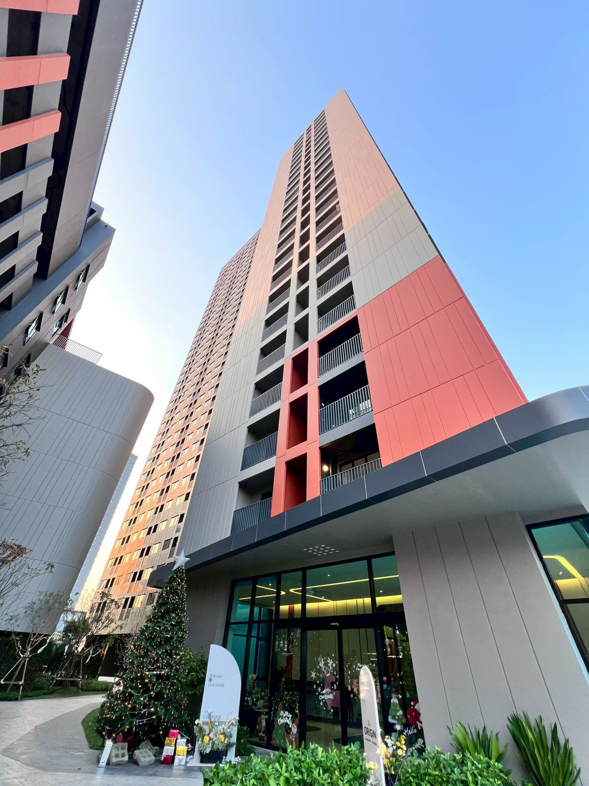 ขายคอนโดสมุทรปราการ สำโรง : ห้องหลุดดาวน์ ดิ ออริจิ้น สุขุมวิท-แพรกษา