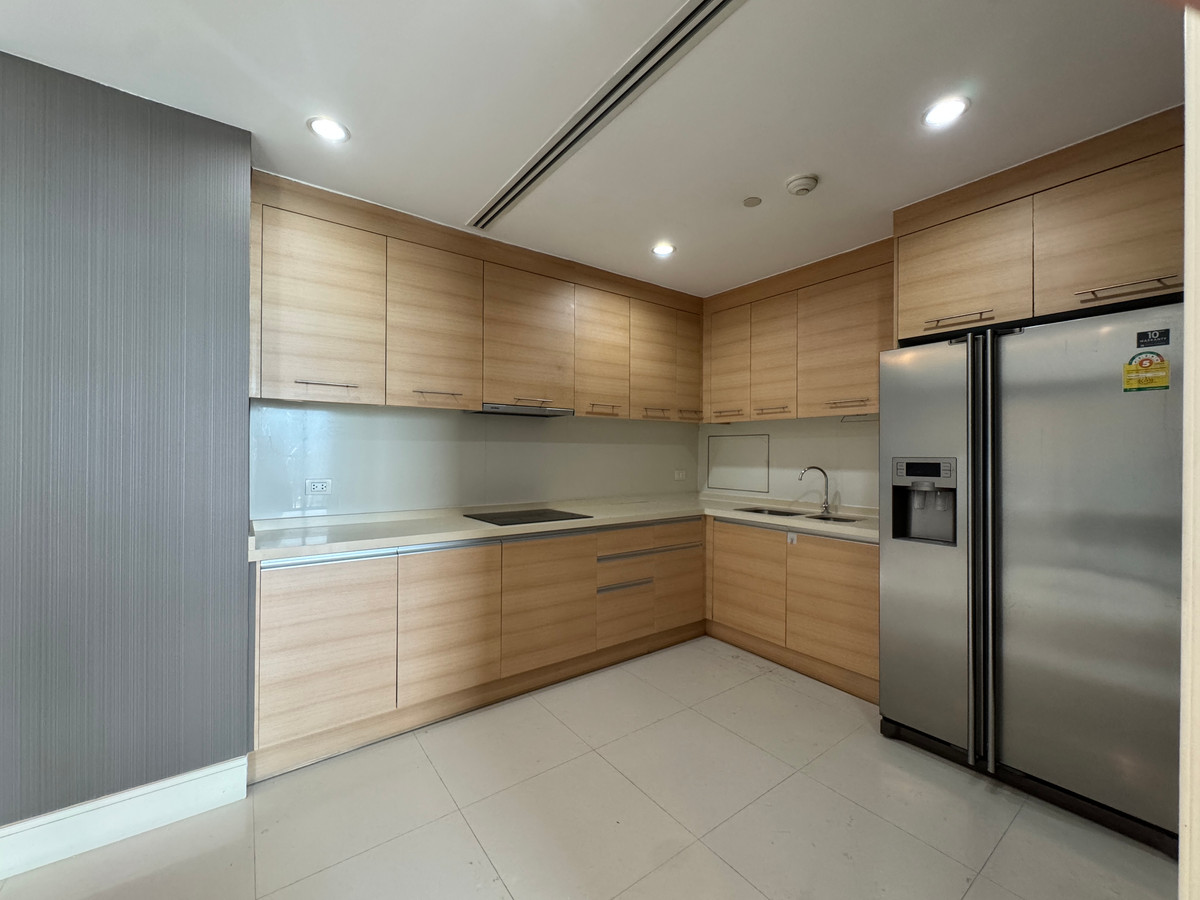 ให้เช่าคอนโดสุขุมวิท อโศก ทองหล่อ : 🏢ให้เช่าคอนโดย่านสุขุมวิท ที่คอนโด Aguston Sukhumvit 22  3  ห้องนอน  ใกล้BTS พร้อมพงษ์ ใกล้ห้างเอ็มสเฟียร์/ห้างเอ็มโพเรียม 