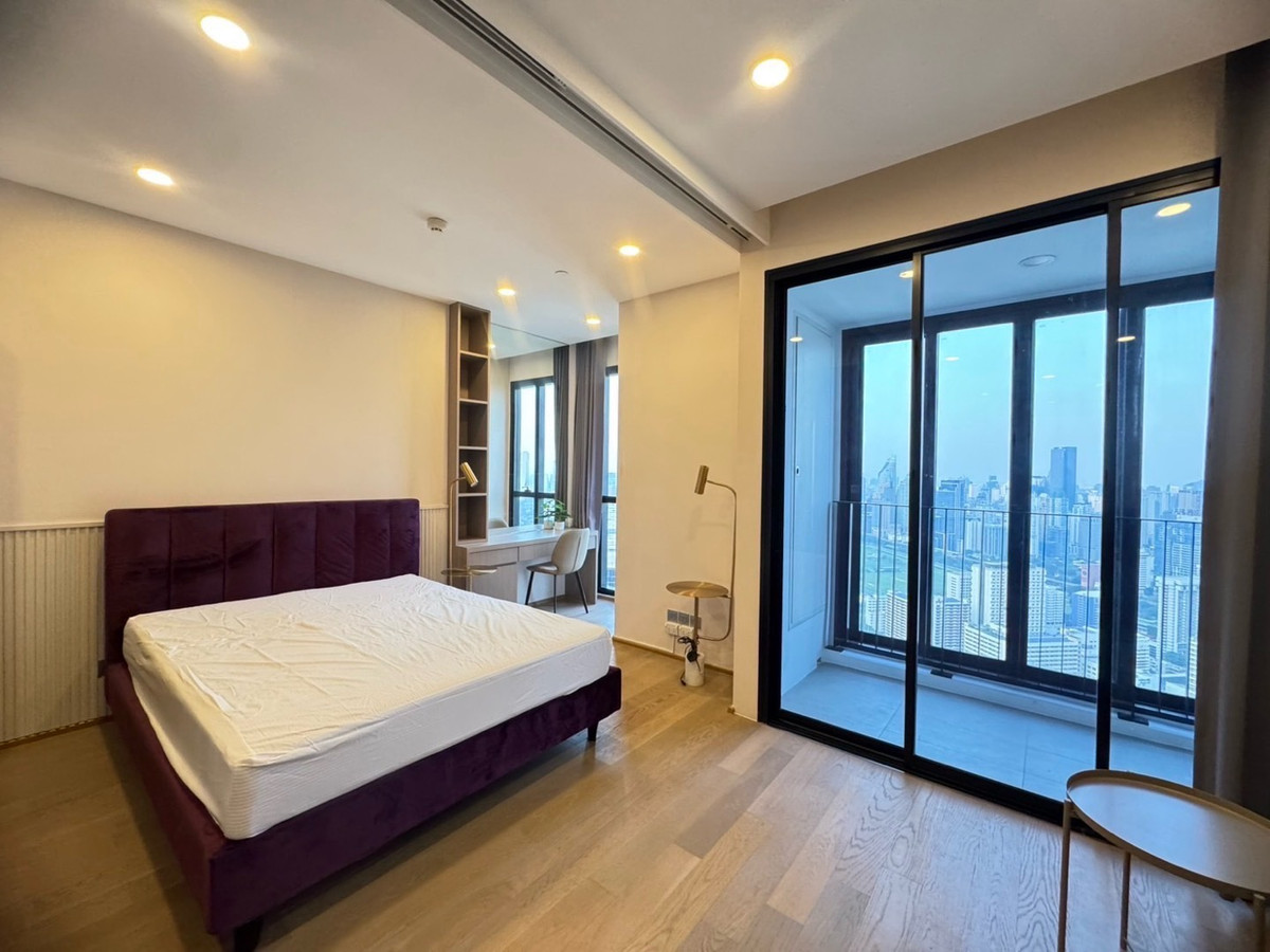 ให้เช่าคอนโดสยาม จุฬา สามย่าน : ✨ Condo for Rent at Ashton Chula-Silom 1 Bedroom 34 sq.m. 🏙 High floor
💰 Rental price: 28,000 THB/month
☎️Phat 064-642-8664
☎️Nui 094-624-2014
