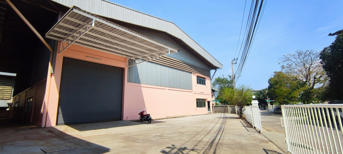 ให้เช่าโรงงานสมุทรปราการ สำโรง : ให้เช่า โรงงาน โกดัง ขอใบร.ง.ได้ 1380 ตร.ม. มีรั้ว แพรกษา สมุทรปราการ