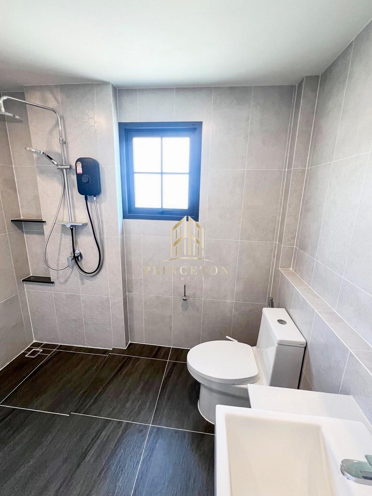 ให้เช่าบ้านบางนา แบริ่ง ลาซาล : ให้เช่าบ้านเดี่ยว 2 ชั้น CENTRO บางนา เฟส 2 📞092-4252445  CENTRO Bangna Phase 2