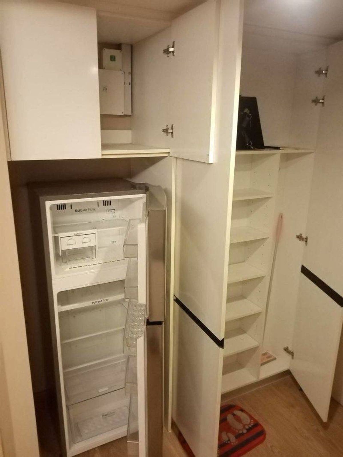 For RentCondoSukhumvit, Asoke, Thonglor : ★ Maestro 39 ★ 30 sq m, 3rd floor (1 bedroom, 1 bathroom), Pets allowed ★ Near BTS Phrom Phong ★ Near EmQuartier and Emporium ★ Numerous amenities ★ Fully furnished with appliances ★