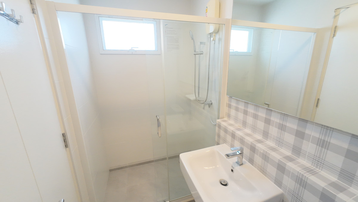 For SaleTownhomeBangna, Bearing, Lasalle : Indy 4 Mega Bangna, ready-to-use house in a potential location. Travel in and out easily Quality projects