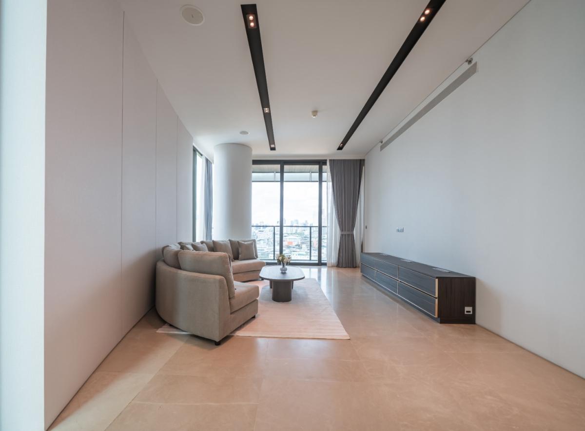For RentCondoWongwianyai, Charoennakor : 🔥Rent Now🔥 Banyan Tree Residences Riverside Bangkok, near the Gold Line BTS Khlong San Station. Fully furnished and ready to move in.