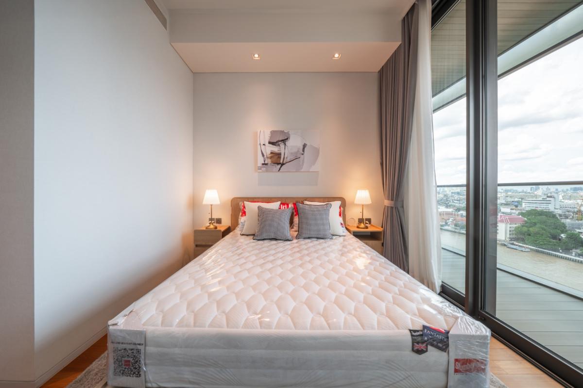 For RentCondoWongwianyai, Charoennakor : 🔥Rent Now🔥 Banyan Tree Residences Riverside Bangkok, near the Gold Line BTS Khlong San Station. Fully furnished and ready to move in.