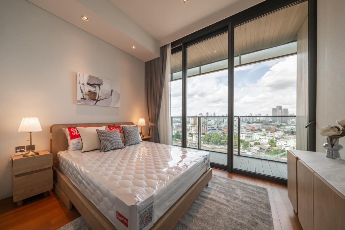 For RentCondoWongwianyai, Charoennakor : 🔥Rent Now🔥 Banyan Tree Residences Riverside Bangkok, near the Gold Line BTS Khlong San Station. Fully furnished and ready to move in.
