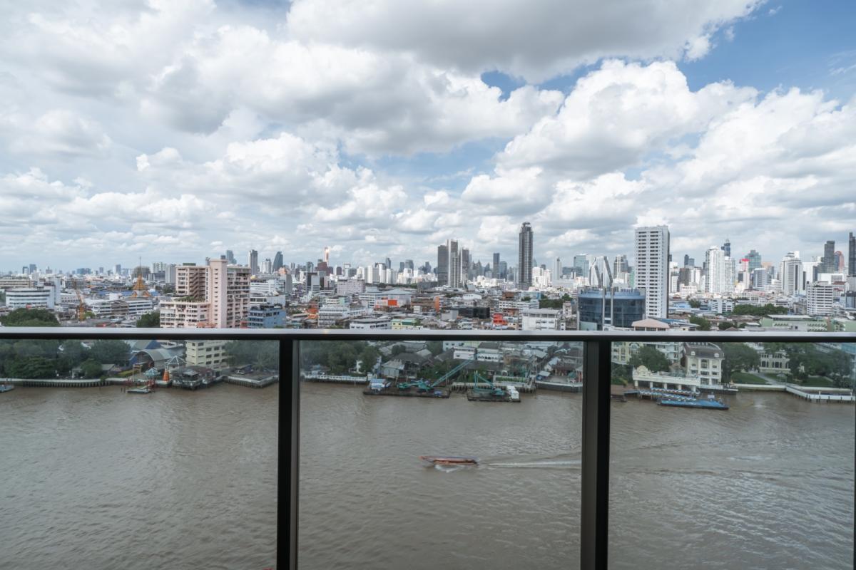 For RentCondoWongwianyai, Charoennakor : 🔥Rent Now🔥 Banyan Tree Residences Riverside Bangkok, near the Gold Line BTS Khlong San Station. Fully furnished and ready to move in.