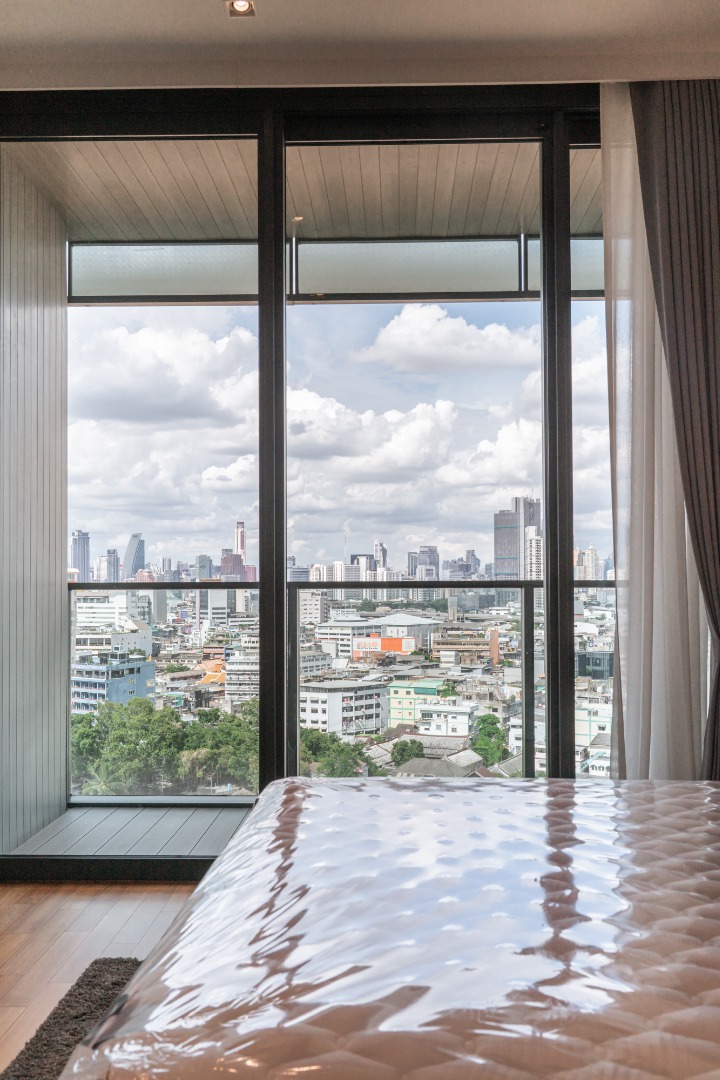 For RentCondoWongwianyai, Charoennakor : 🔥Rent Now🔥 Banyan Tree Residences Riverside Bangkok, near the Gold Line BTS Khlong San Station. Fully furnished and ready to move in.