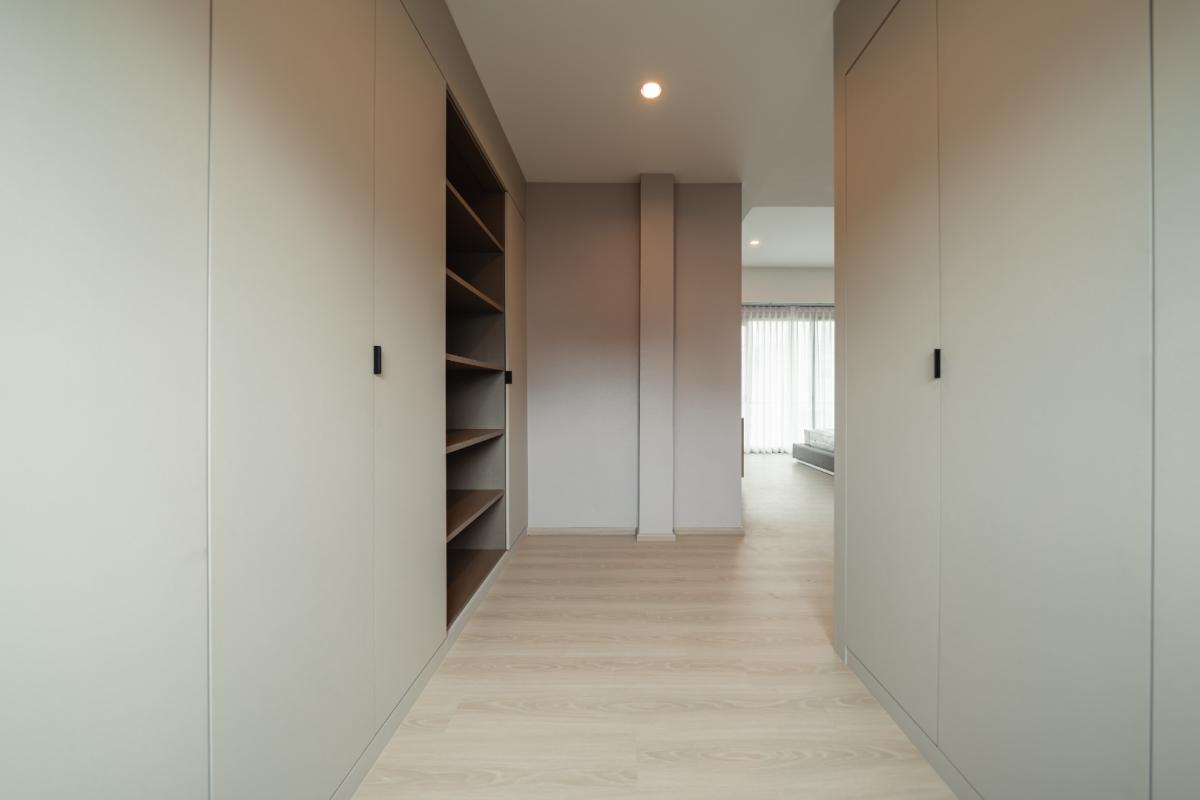 For RentTownhomePattanakan, Srinakarin : 🔥Rent Now🔥 Townhome Nirvana Define Bangkok Kreetha, near MRT Sri Kreetha Station. Fully furnished and ready to move in.