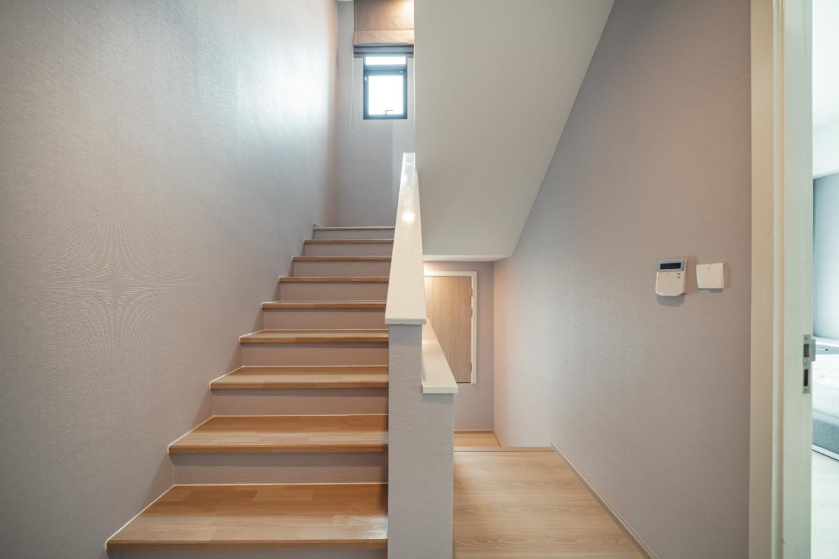 For RentTownhomePattanakan, Srinakarin : 🔥Rent Now🔥 Townhome Nirvana Define Bangkok Kreetha, near MRT Sri Kreetha Station. Fully furnished and ready to move in.