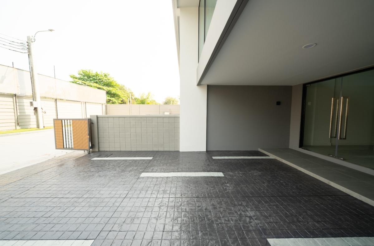 For RentHome OfficePattanakan, Srinakarin : 🔥Rent Now🔥 Nirvana @Work Krungthep Kreetha 