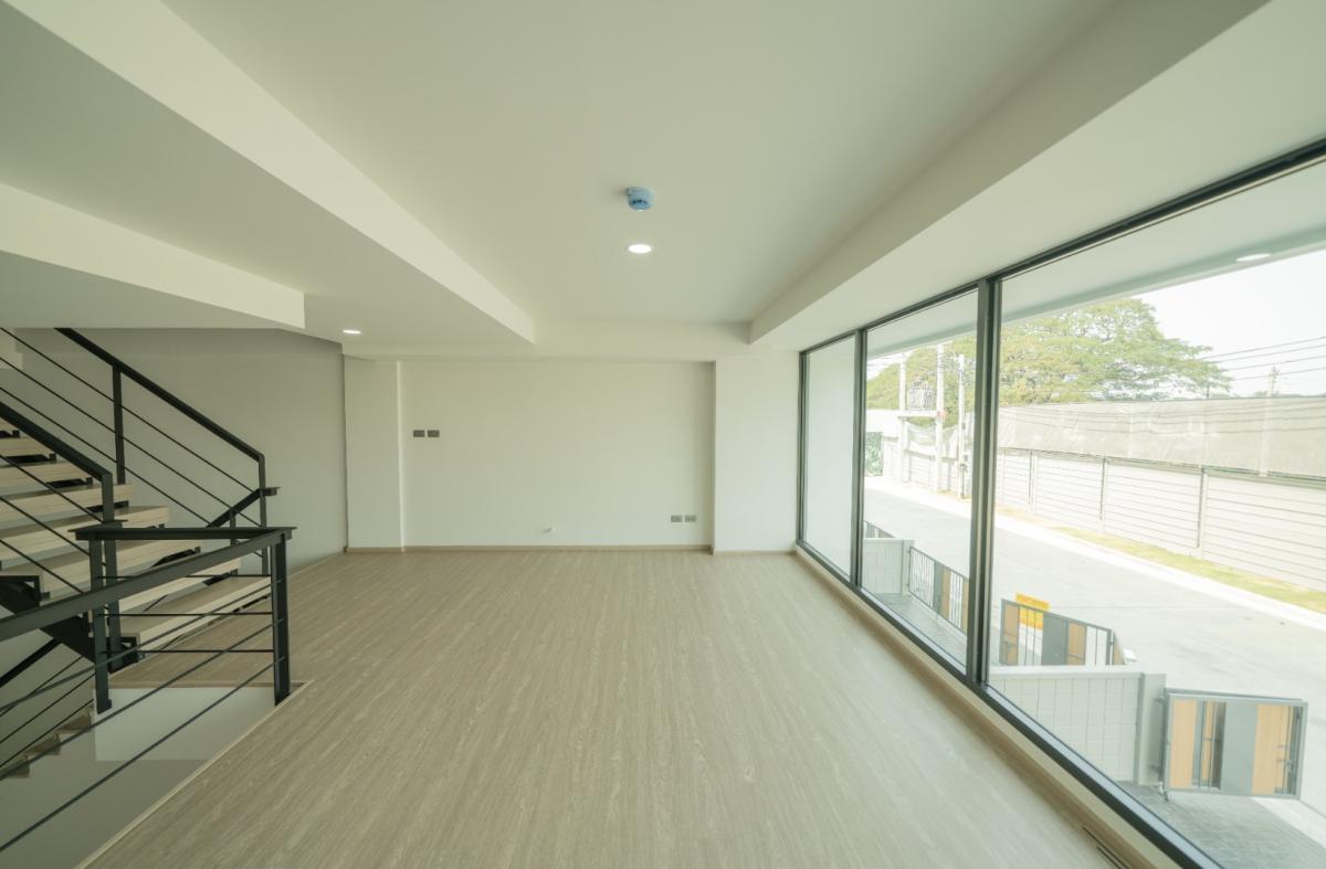 For RentHome OfficePattanakan, Srinakarin : 🔥Rent Now🔥 Nirvana @Work Krungthep Kreetha 