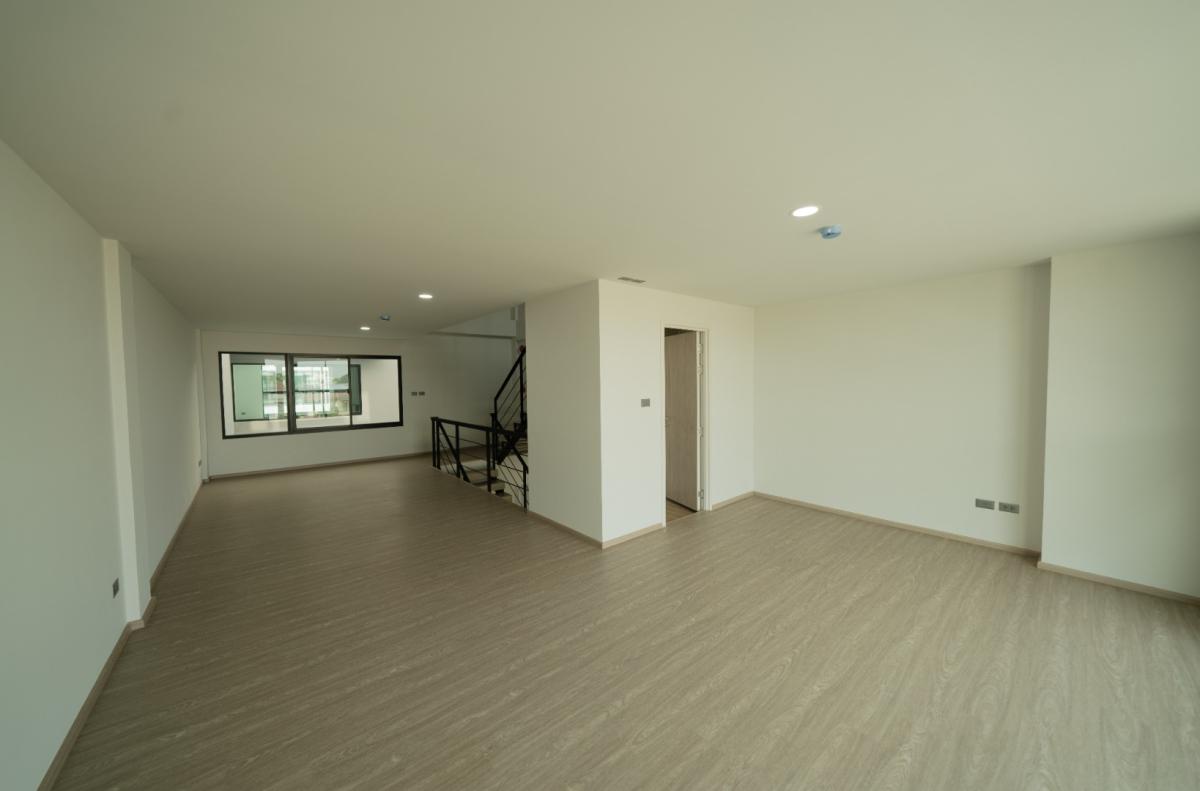 For RentHome OfficePattanakan, Srinakarin : 🔥Rent Now🔥 Nirvana @Work Krungthep Kreetha 