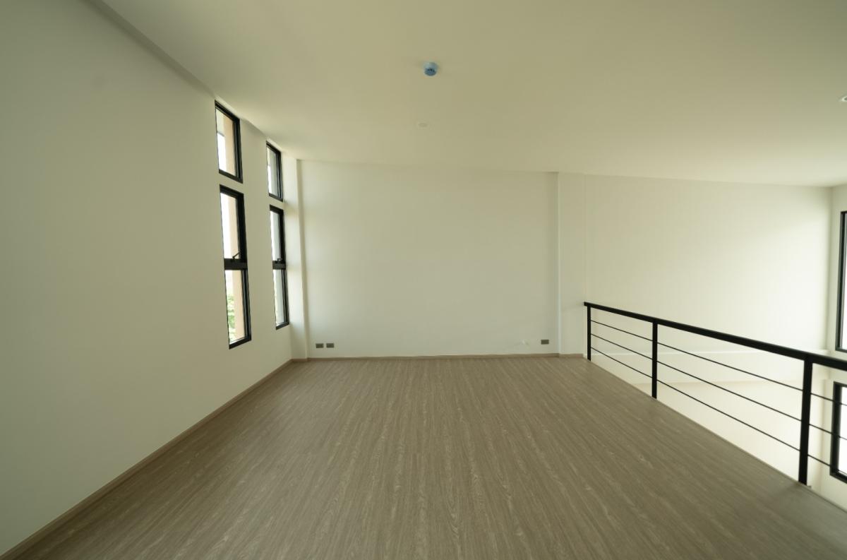 For RentHome OfficePattanakan, Srinakarin : 🔥Rent Now🔥 Nirvana @Work Krungthep Kreetha 