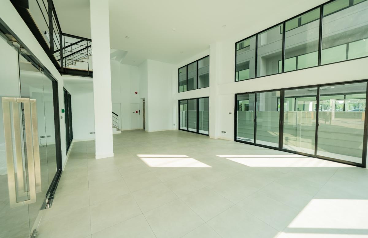 For RentHome OfficePattanakan, Srinakarin : 🔥Rent Now🔥 Nirvana @Work Krungthep Kreetha 