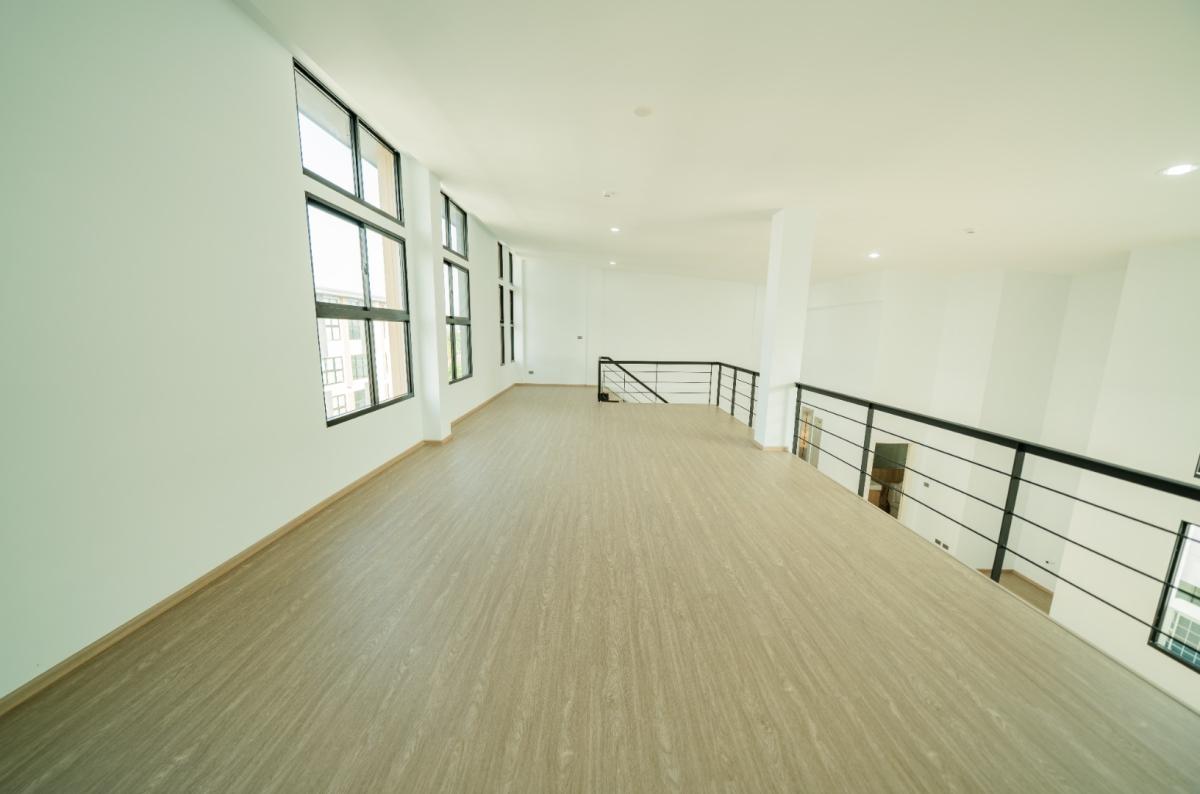 For RentHome OfficePattanakan, Srinakarin : 🔥Rent Now🔥 Nirvana @Work Krungthep Kreetha 