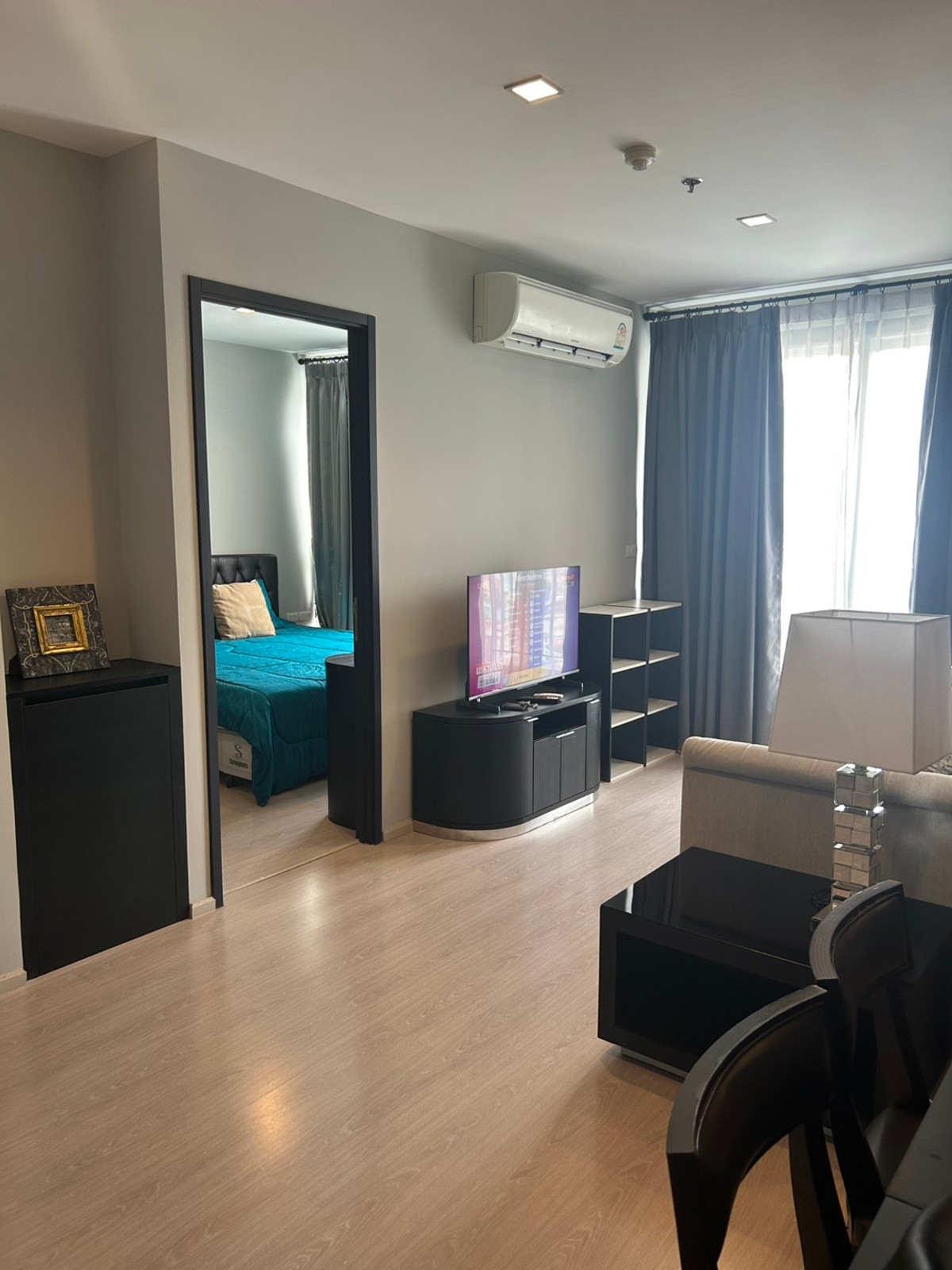 ให้เช่าคอนโดอ่อนนุช อุดมสุข : ***For rent คอนโดฯ ทำเลดี Rhythm 44/1 ติดรถไฟฟ้าวิวสูง ชั้น 23  2ฺBR (52 Sq.m)  35,000 Baht/month ***  Agent Top 084-8751655