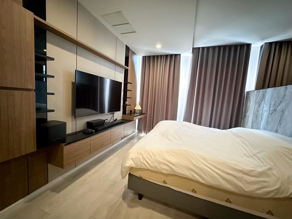 ให้เช่าคอนโดวิทยุ ชิดลม หลังสวน : SL061/ปล่อยเช่า Noble Ploenchit ชั้นสูง อาคาร C พร้อมลิฟต์ส่วนตัว แต่งสวยอยู่เอง เชื่อม BTS เพลินจิต