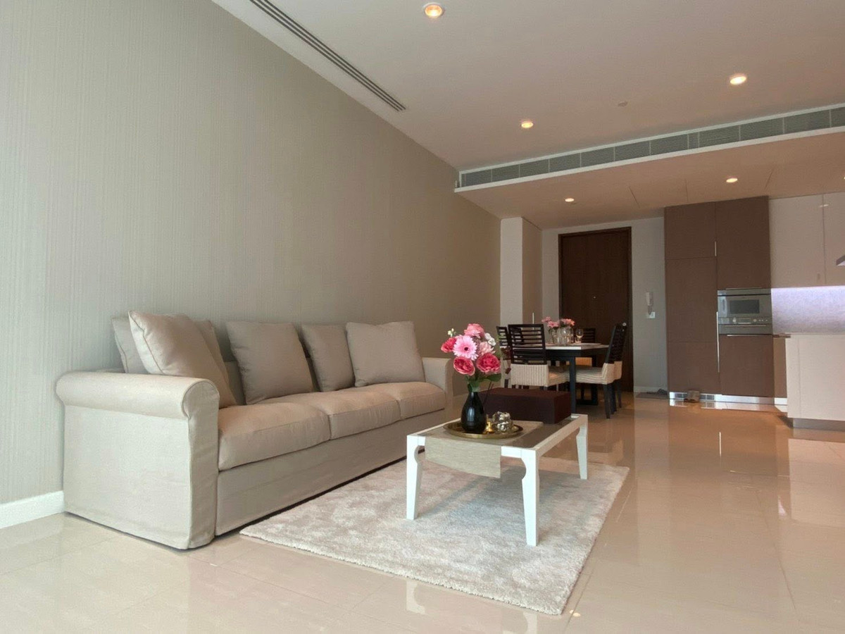 For RentCondoWitthayu, Chidlom, Langsuan, Ploenchit : ✨ GT15924 | Condo 185 Rajadamri, convenient travel, near BTS, there is a shuttle, beautiful room, fully furnished, ready to move in!