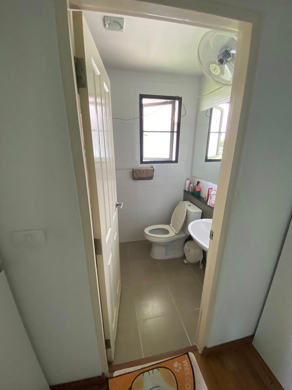 For RentHouseLadkrabang, Suwannaphum Airport : Golden Village Bangna - Kingkaew / 3 Bedrooms (FOR RENT) POON155