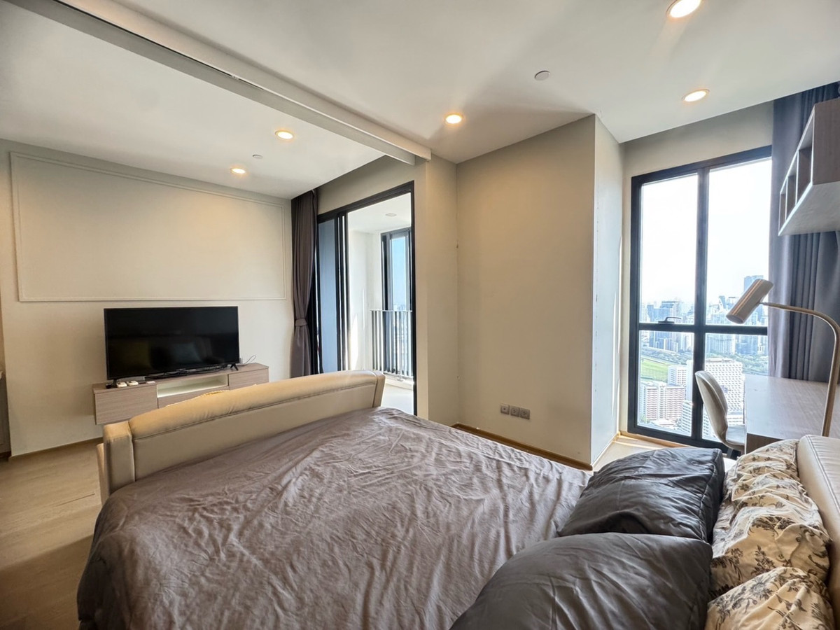 For RentCondoSiam Paragon ,Chulalongkorn,Samyan : Condo for Rent at Ashton Chula-Silom ✨
1Bed 34sq.m High floor with great views
💰 Rental price: 28,000 THB/month
📞Phat 064-642-8664
📞Nui 094-624-2014