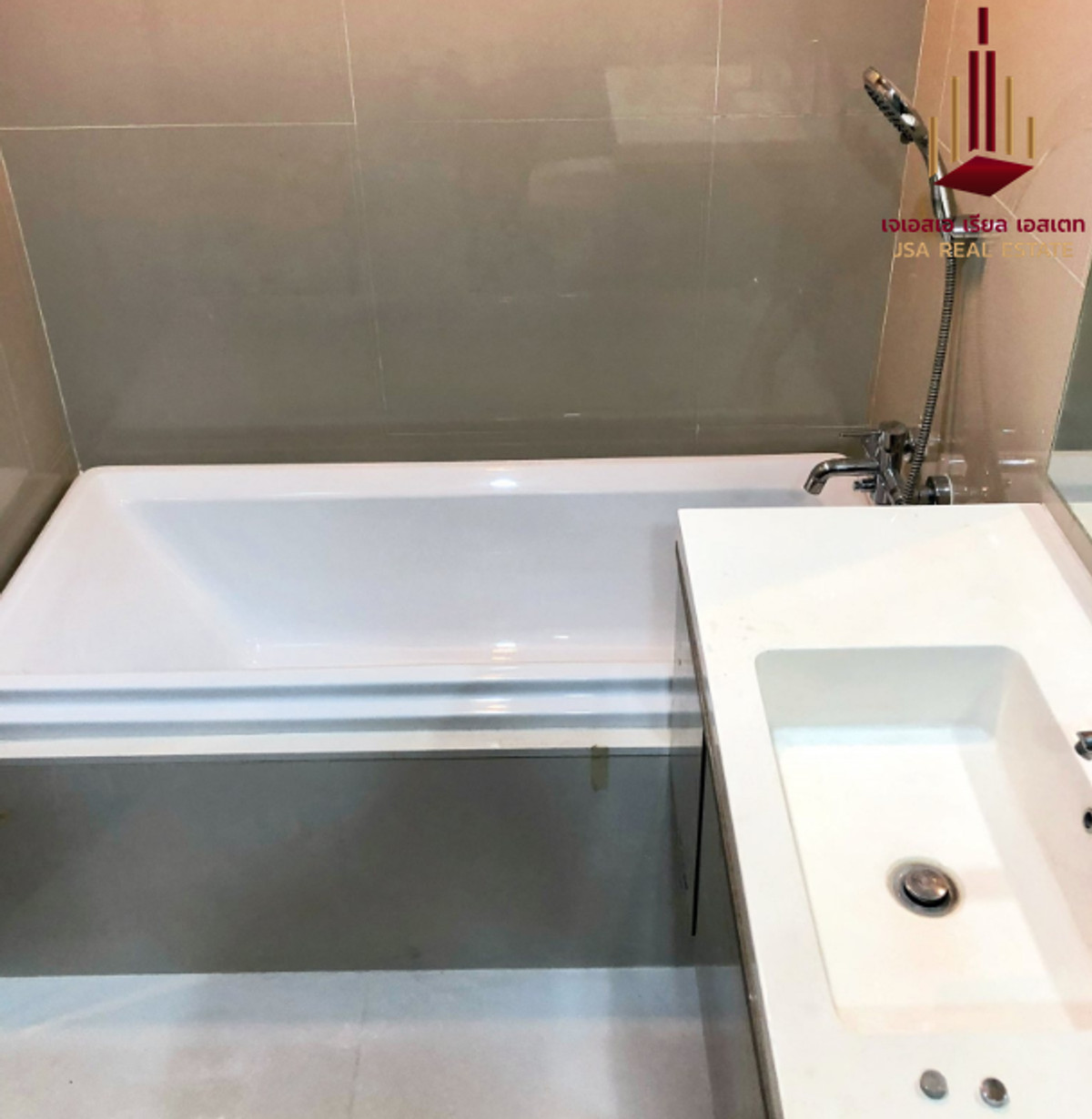 ขายคอนโดราชเทวี พญาไท : ✨ For Sale: The Capital Ratchaprarop-Vibha Condo ✨  💰 Only 13,700,000 THB