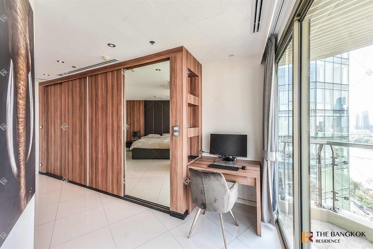 For RentCondoSukhumvit, Asoke, Thonglor :  Spacious Unit at The Lakes 💫 Large Balcony Park View Living 🌳 