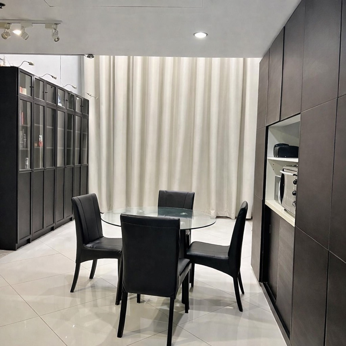 For RentCondoSathorn, Narathiwat : For rent, The Empire Place, luxury condo, location Silom-Sathorn | Duplex 2 floors, like living in a single house.