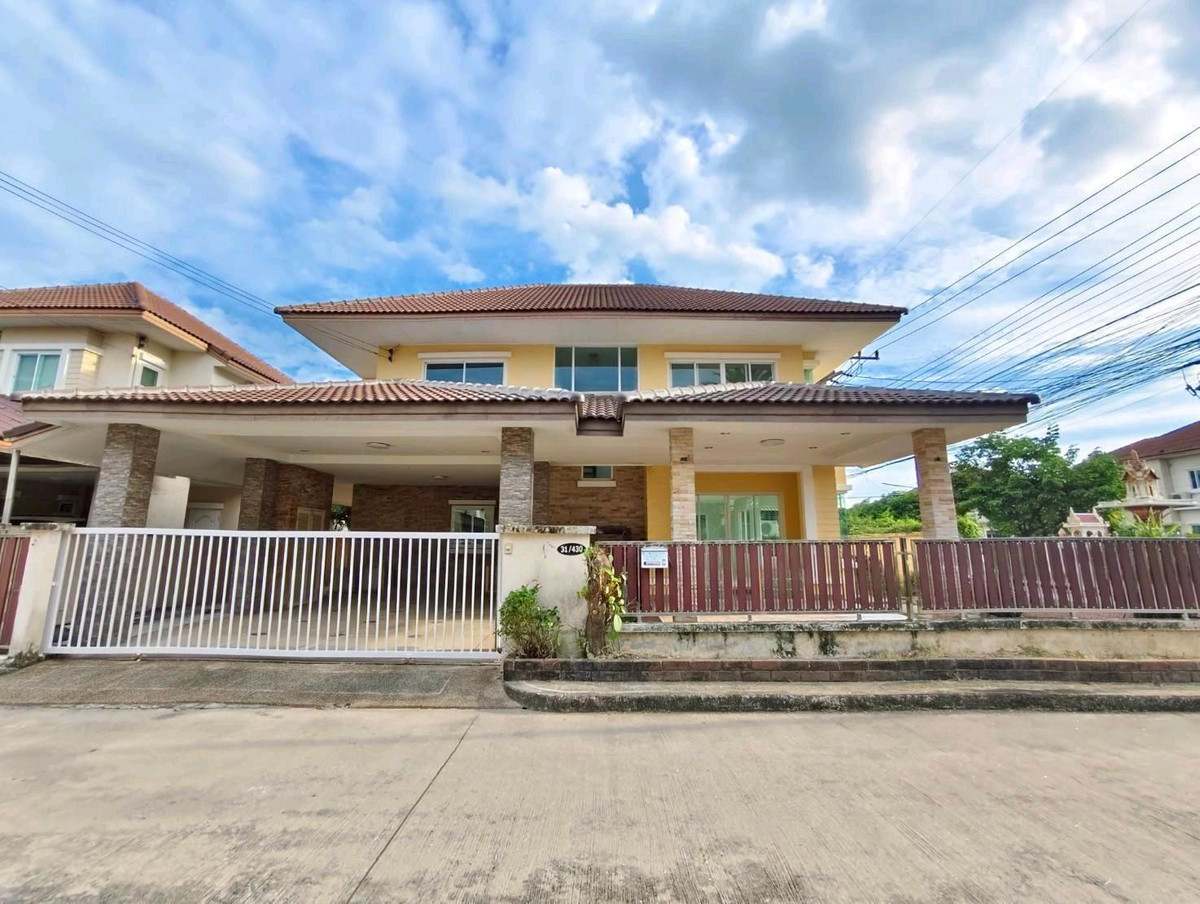 ขายบ้านปทุมธานี รังสิต ธรรมศาสตร์ : ม.สินธานีแกรนด์วิลล์ บ้านเดี่ยว 2 ชั้นหลังมุม ติดถนนสายเมนถนนโครงการกว้างใกล้มหาวิทยาลัยนอร์ท