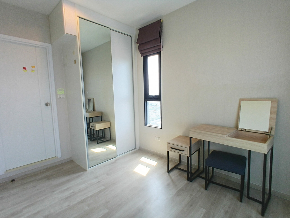 ขายคอนโดนนทบุรี บางใหญ่ บางบัวทอง : ⚡️ Rare Item! ห้องมุม ชั้น 27 วิวโล่ง ติด Central WestGate ราคาเพียง 1.65 ล้าน! 🏙️