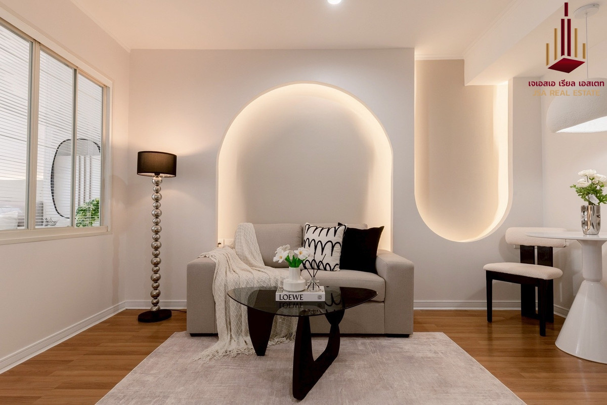 For SaleCondoSapankwai,Jatujak : ✨ For Sale: Lumpini Place Phahol - SaphankhwaiCondo ✨ 💰 Only 3,190,000 THB