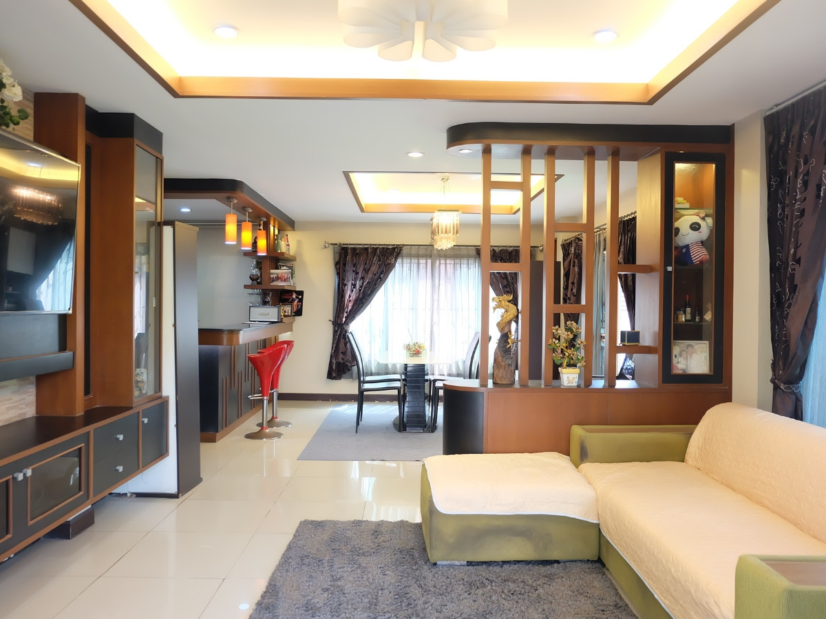 For SaleHouseSriracha Laem Chabang Ban Bueng : 92143 - Single house for sale, Laem Chabang (corner house)#near Kasetsart University. #Near Laem Chabang Port #Sriracha detached house #Baan Laem Chabang