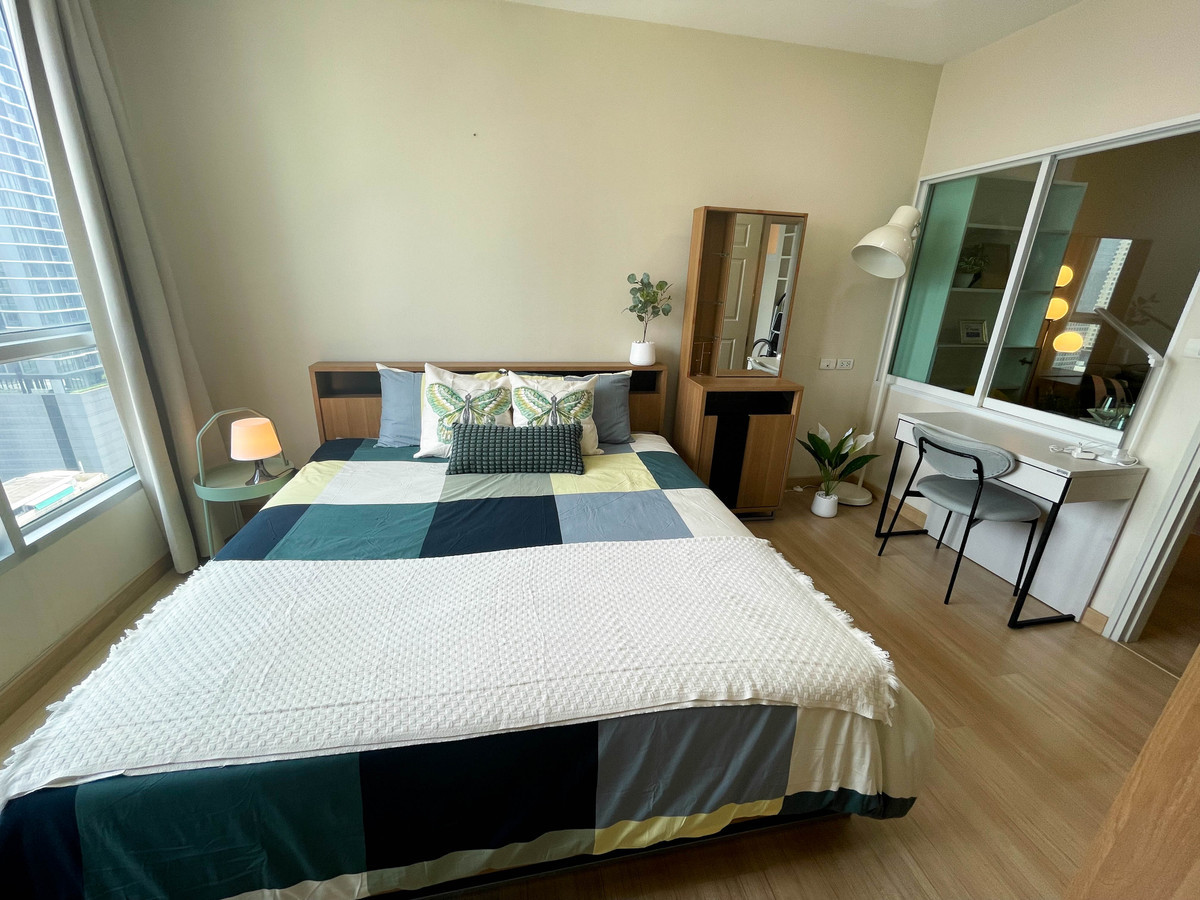 ขายคอนโดสาทร นราธิวาส : Life @ Sathorn 10 / 1 Bedroom (FOR SALE), ไลฟ์ แอท สาทร 10 / 1 ห้องนอน (ขาย) PT096