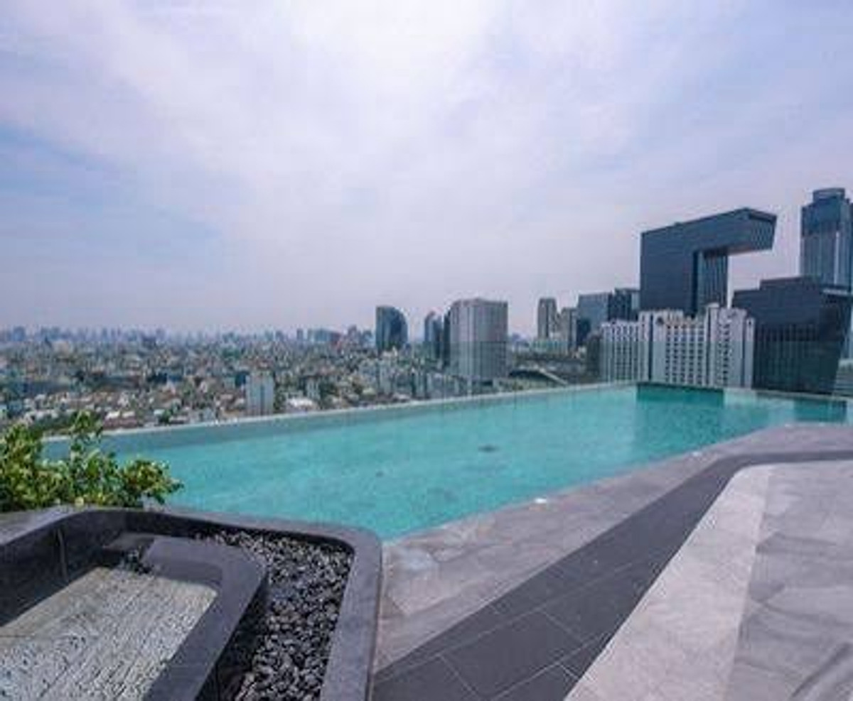 ให้เช่าคอนโดพระราม 9 เพชรบุรีตัดใหม่ RCA : ให้เช่าคอนโด knightsbridge space rama 9 ห้องใหม่ ไม่เคยอยู่ (ใกล้MRT พระราม9)