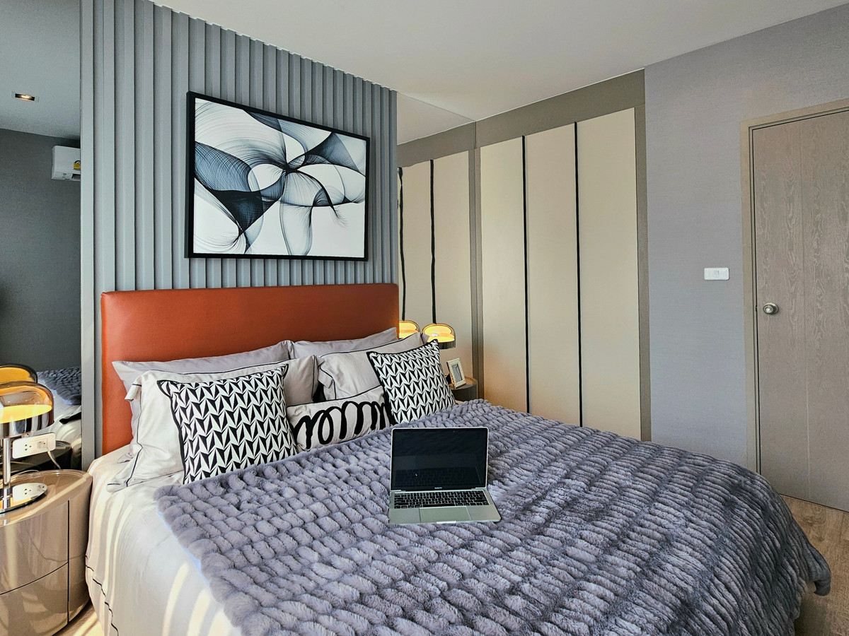 ขายคอนโดพระราม 9 เพชรบุรีตัดใหม่ RCA : 🏢 คอนโด Ideo Rama 9 - Asoke | 1 นอน ใกล้ MRT Rama 9 ราคา 4.59 ล้านบาท 📞: 065-626-5636 (คุณกี้)