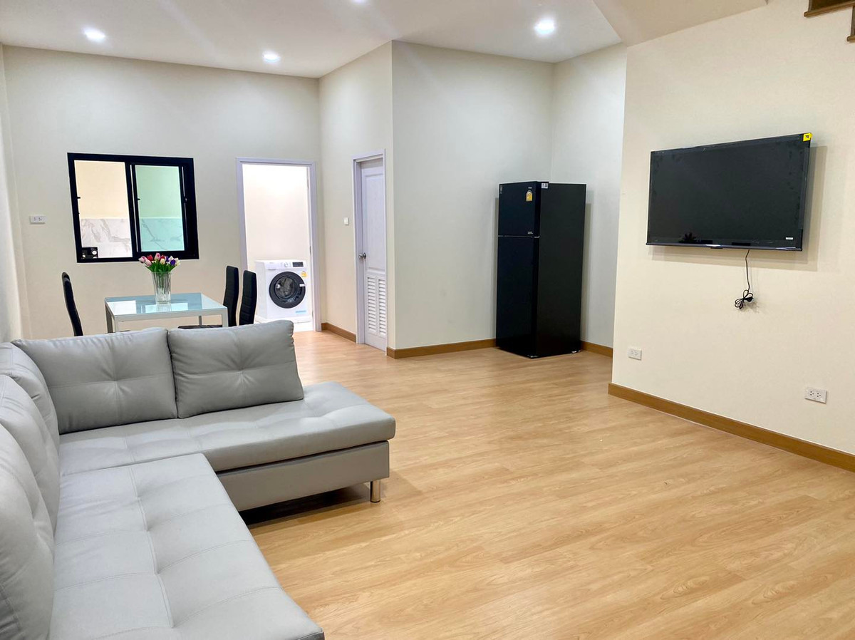 ให้เช่าทาวน์โฮมขอนแก่น : บ้านให้เช่า ติดโรงพยาบาลราชพฤษ์ ขอแก่น