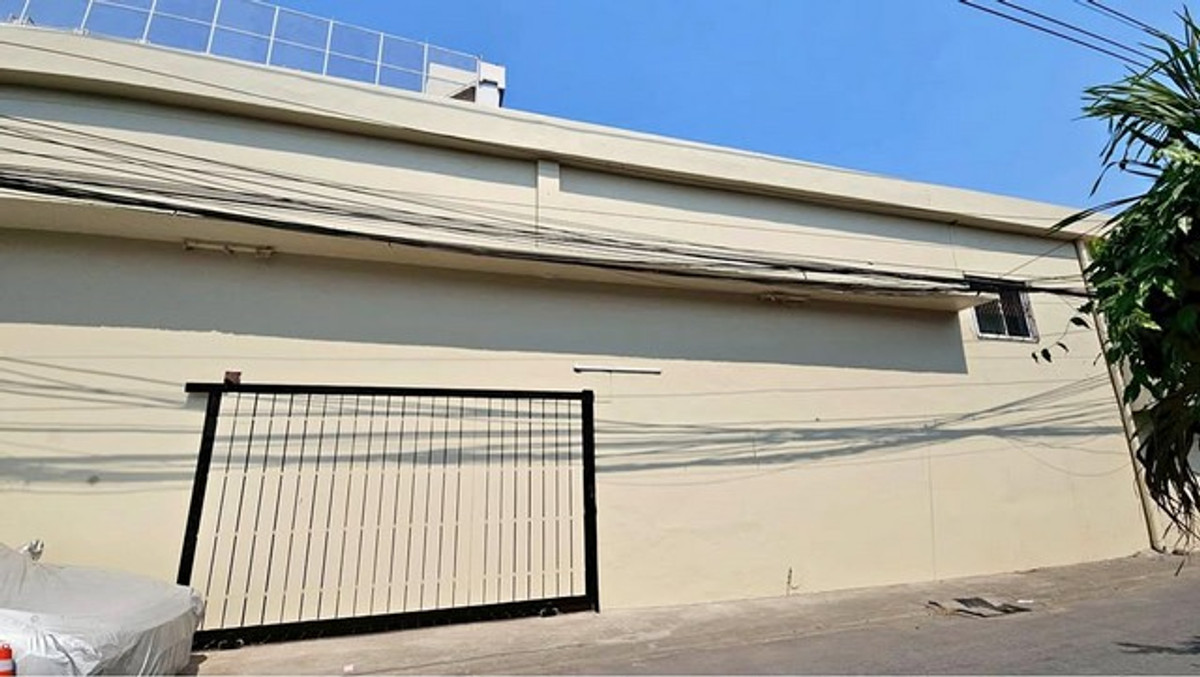 ให้เช่าอาคารพาณิชย์เกษตรศาสตร์ รัชโยธิน : HR3218ให้เช่าพื้นที่ขนาด 69 ตร.ว. ทำเลศักยภาพ (พหลโยธิน 54/1) เหมาะทำเป็นคลังสินค้า ทำสำนักงาน (Office) ที่จอดรถเยอะ 4-6 คัน