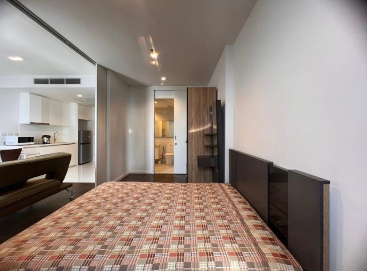 For RentCondoSathorn, Narathiwat : For rent, Nara Nine, near BTS St. Louis, price 25,000 baht.