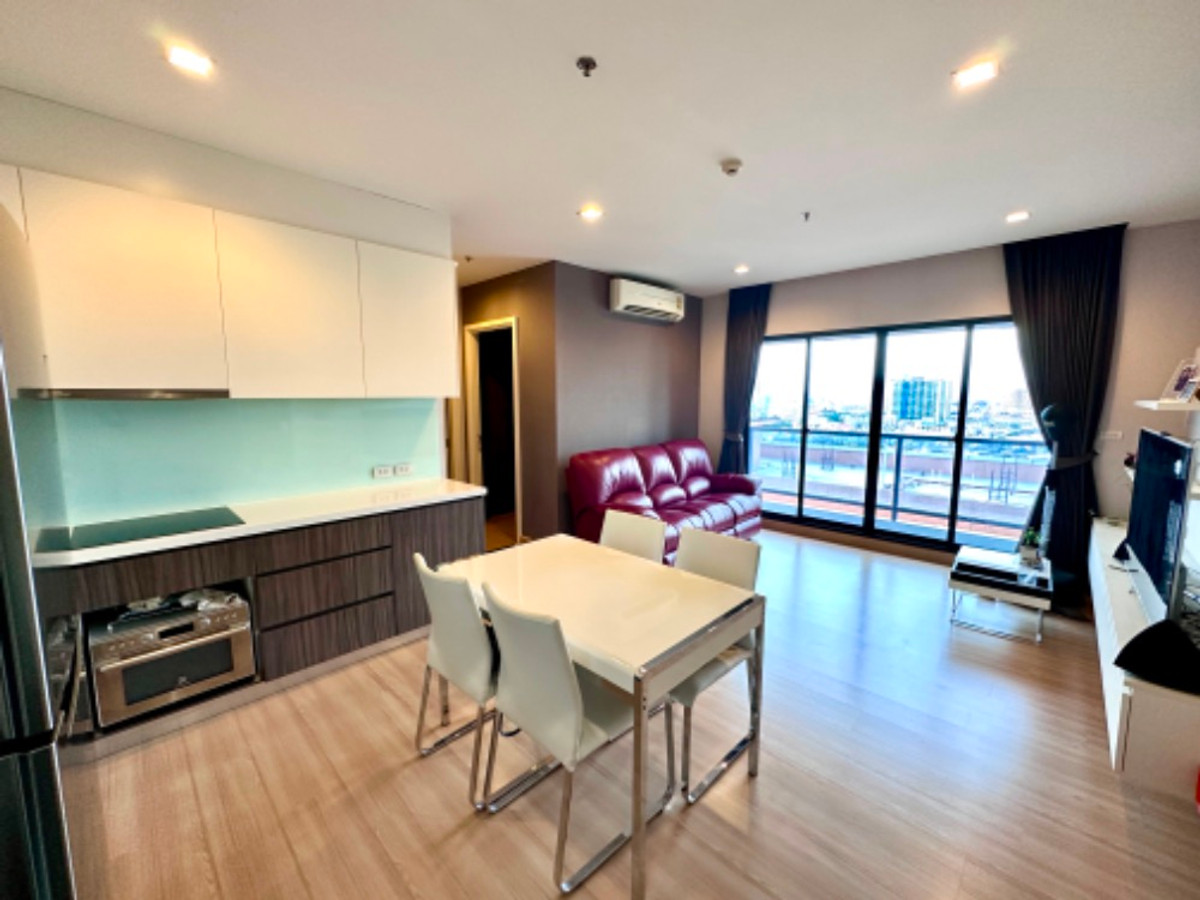 For SaleCondoWongwianyai, Charoennakor : Urbano Absolute Sathon - Taksin / 2 Bedrooms (SALE WITH TENENT), Urbano Absolute Sathon - Taksin / 2 Bedrooms (Sale with Tenant) PT086