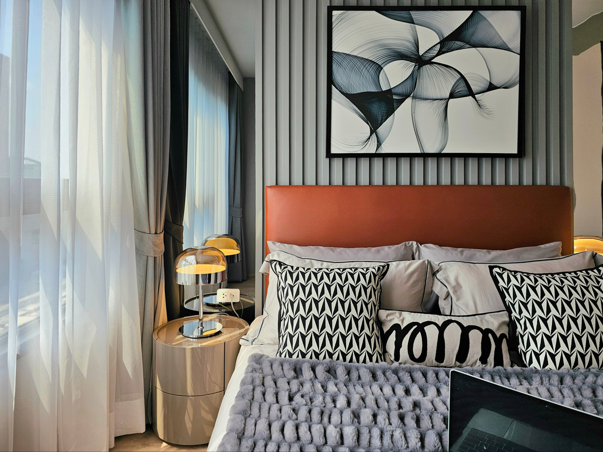 ขายคอนโดพระราม 9 เพชรบุรีตัดใหม่ RCA : 🏢 คอนโด Ideo Rama 9 - Asoke | 1 นอน ใกล้ MRT Rama 9 ราคา 4.59 ล้านบาท 📞: 065-626-5636 (คุณกี้)