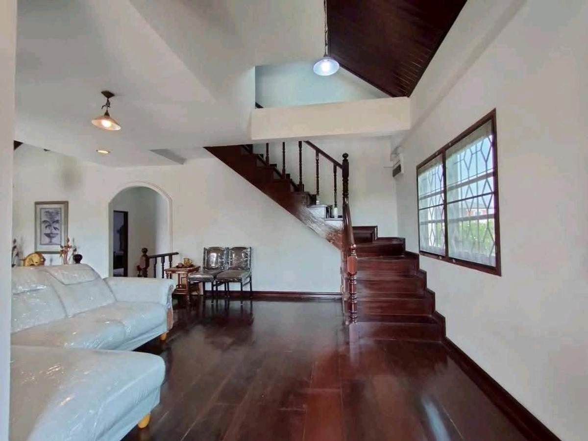 ให้เช่าบ้านปิ่นเกล้า จรัญสนิทวงศ์ : ให้เช่า บ้านเดี่ยวหลังใหญ่ ที่ดิน 185 ตร.ว. ใกล้ตลาดคลองลัดมะยม ทำลดี เข้าออกสะดวก