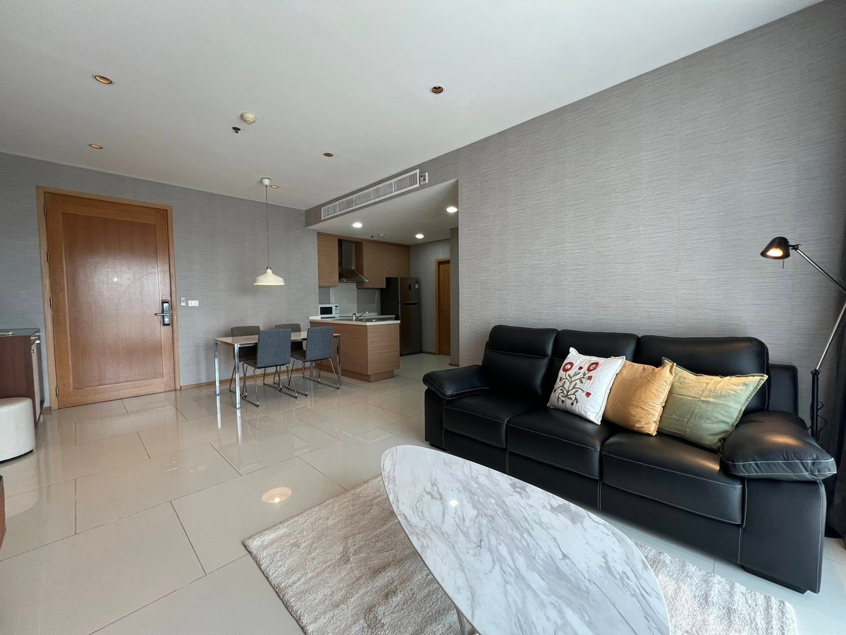 For RentCondoSukhumvit, Asoke, Thonglor : Condo for rent The Emporio Sukhumvit 24 Monthly 55,000 thb.