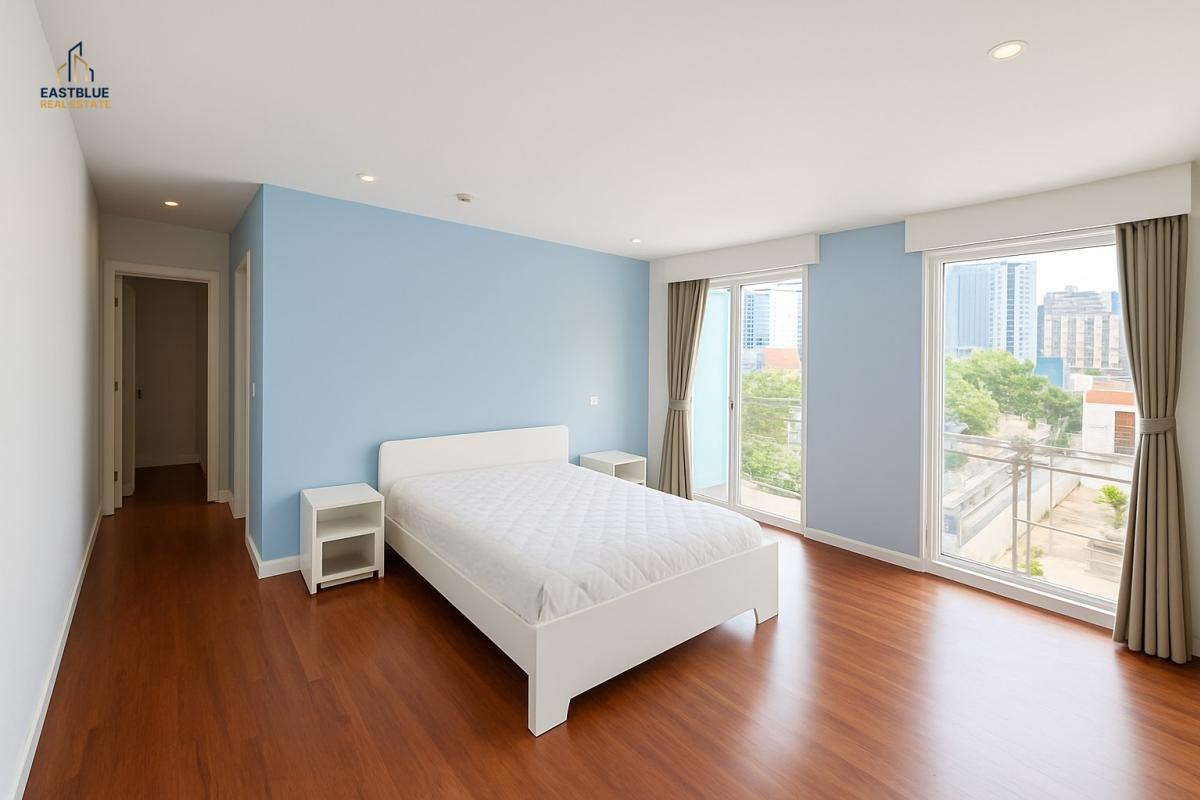 ให้เช่าคอนโดวิทยุ ชิดลม หลังสวน : 03/04/2026, หรูหราท่ามกลางย่านใจกลางเมือง! Noble House Ruamrudee 2 ห้องนอน 
เช่าพร้อมสิ่งอำนวยความสะดวกรอบด้าน เพียง 51,000 บาทต่อเดือน! 0642748883