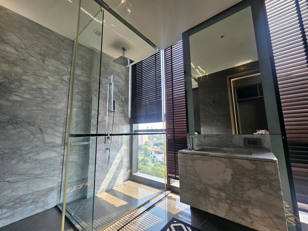 For RentCondoSukhumvit, Asoke, Thonglor : Very beautifully decorated room for rent, 2 bedrooms, 3 bathrooms, The Bangkok Thonglor.