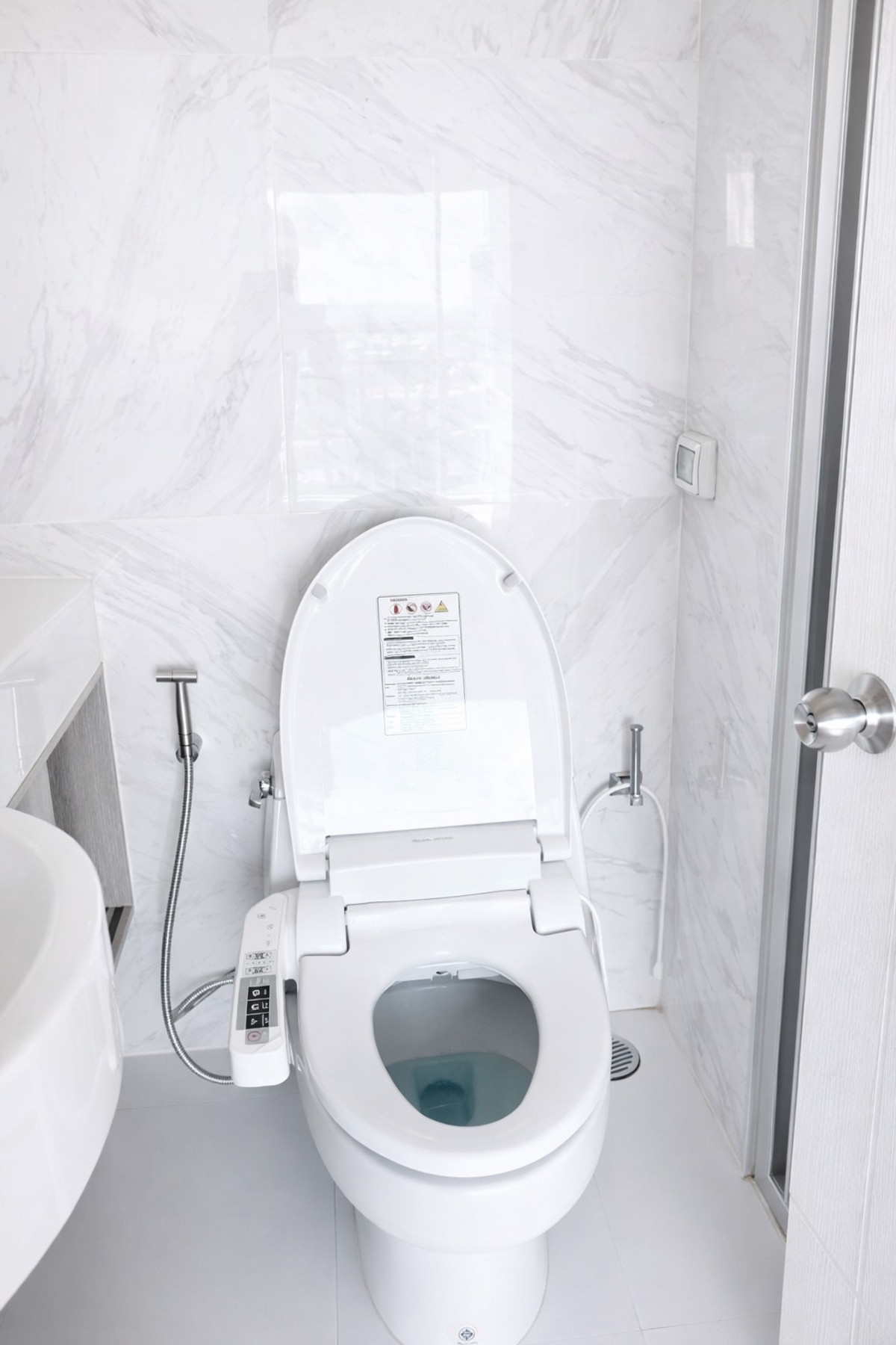 For RentCondoPattanakan, Srinakarin : For rent: Lumpini CondoTown Srinakarin – Hua Mak Station, specially decorated room, corner room, beautiful view.