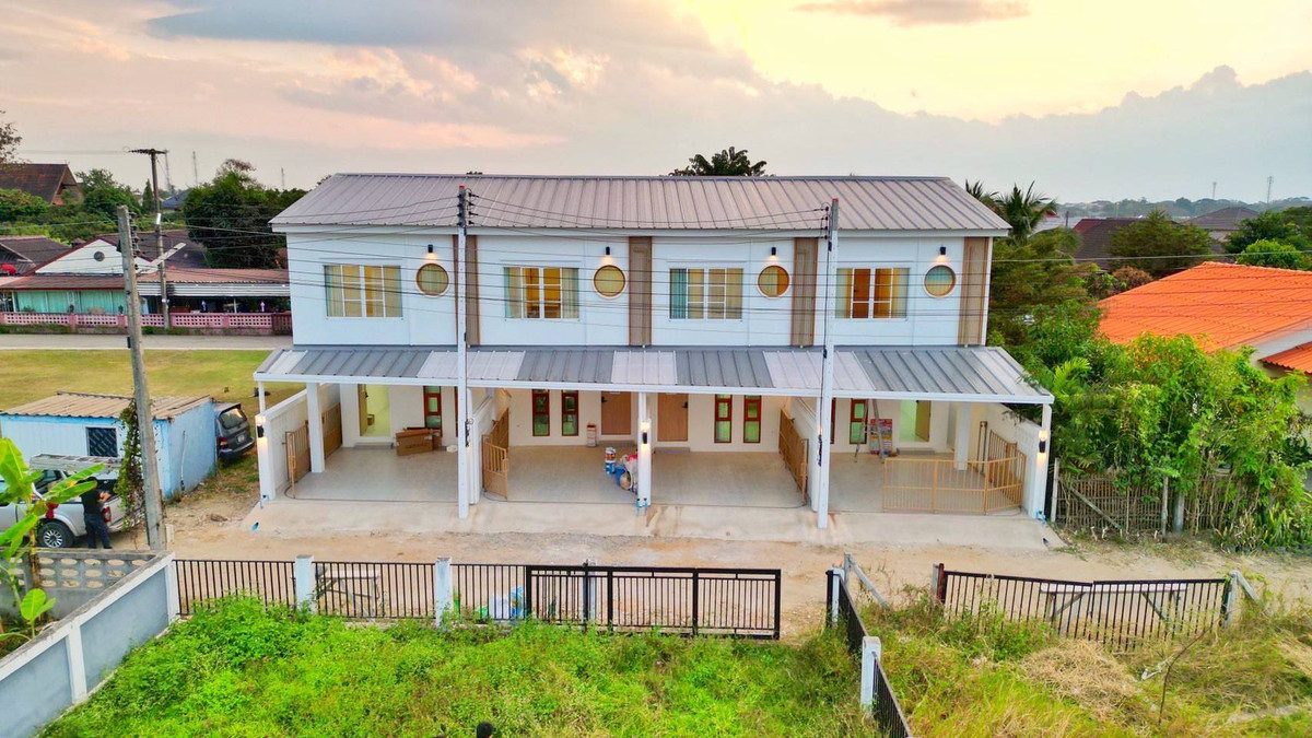 ขายทาวน์โฮมเชียงใหม่ : 🏡✨ ขายทาวน์เฮาส์สไตล์ MUJI มินิมอล แต่งครบ พร้อมผู้เช่า ทำเลสันกำแพง