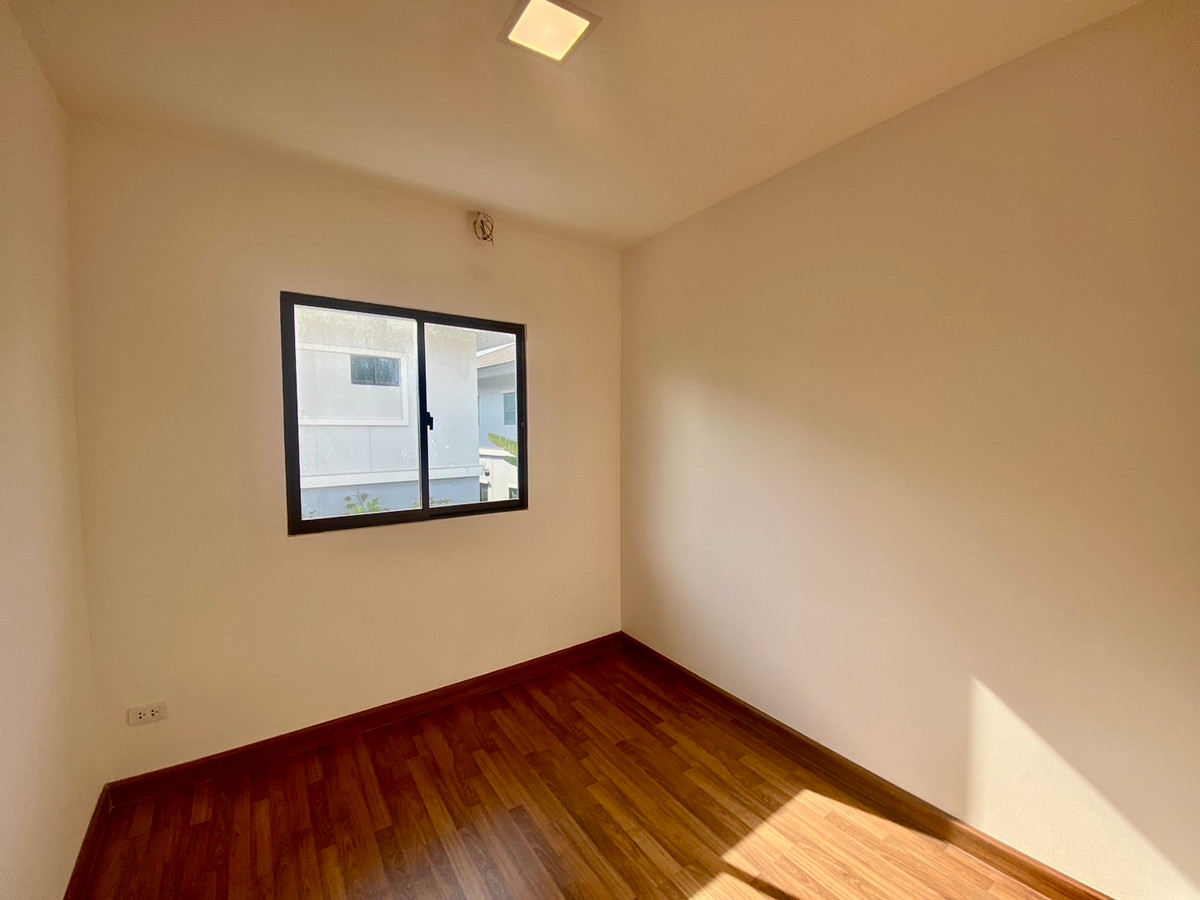 For SaleTownhomePattanakan, Srinakarin : For Sale: 2-Storey Townhome at Pruksa Ville 73 Pattanakarn 38 | Wide Frontage | Extra Space | Design It Your Way