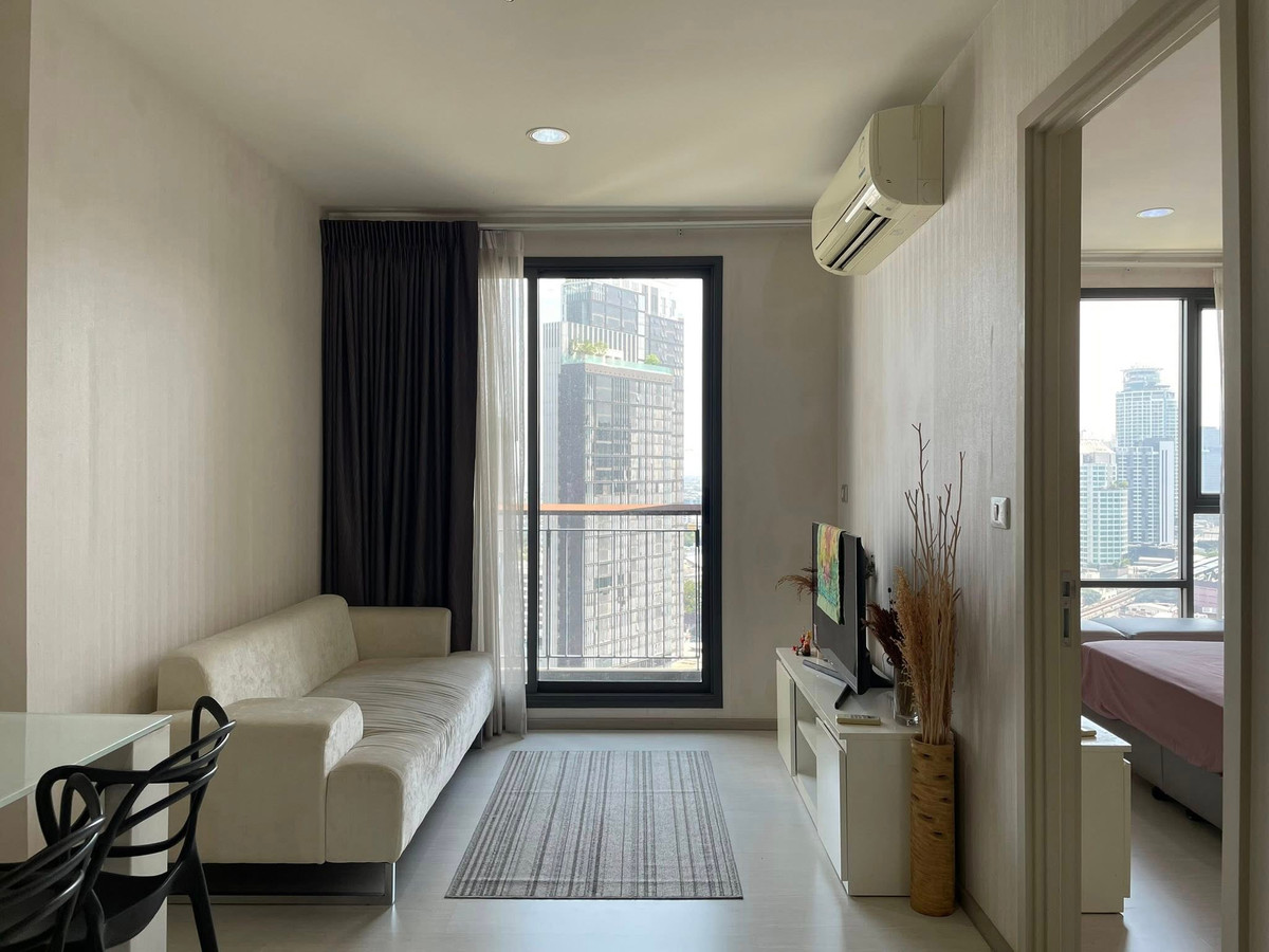 For SaleCondoSukhumvit, Asoke, Thonglor : Selling at a loss!! No tenants | Condo 1 bed, 1 bath, 45 sq.m. | Rhythm Sukhumvit 42 | Next to BTS Ekkamai | Sell 6.2 million baht, free transfer fee, tax paid by the seller himself.