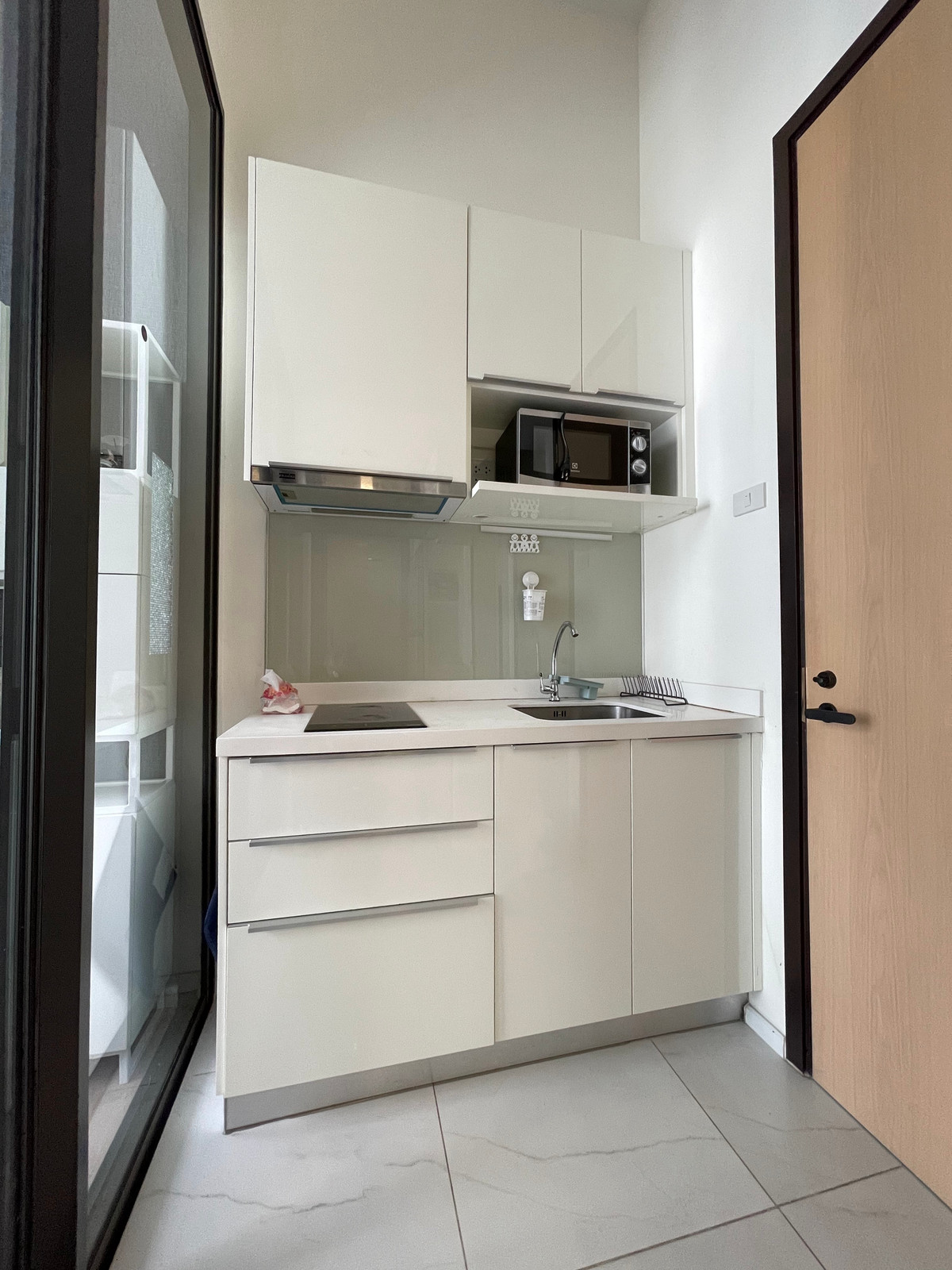 ให้เช่าคอนโดพระราม 9 เพชรบุรีตัดใหม่ RCA : ให้เช่า ชีวาทัย เรสซิเดนซ์ อโศก ใกล้ MRT พระราม 9 ราคา 24,000 บาท