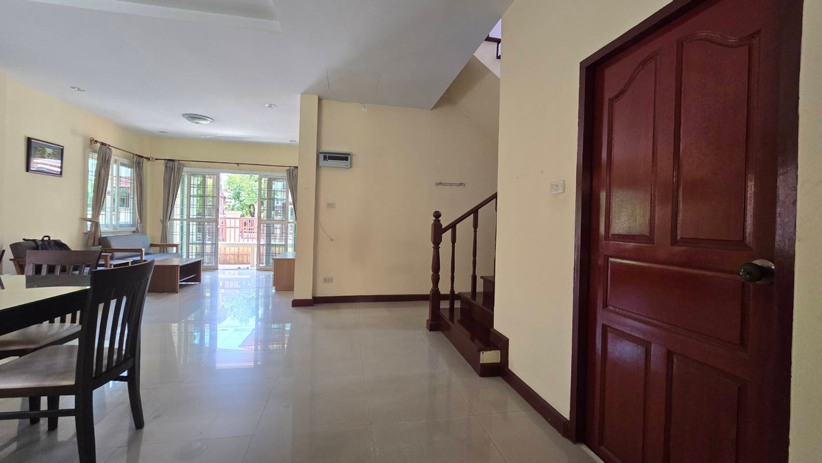 For SaleHousePathum Thani,Rangsit, Thammasat : 2-story detached house for sale, Than Mankong Village 1, Khlong Nueng, Khlong Luang, Pathum Thani, area 54.3 square wah, usable area 193 square meters, 3 bedrooms, 3 bathrooms, parking for 2 cars in the house.